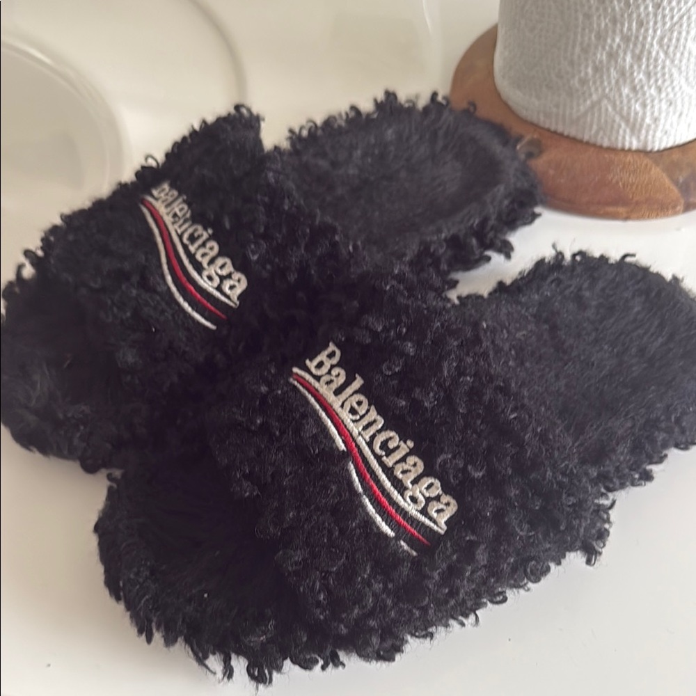 Balenciaga Slides - Picture 4 of 4